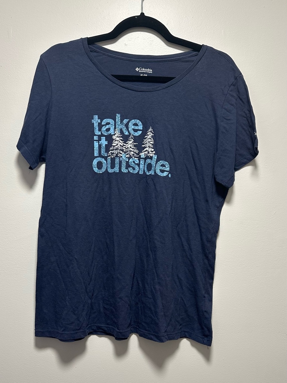 Columbia Navy Blue 'Take It Outside' Women’s Graphic Tee